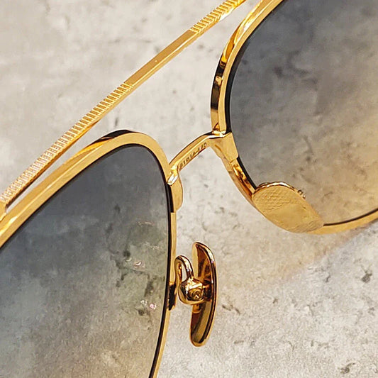 Premium pure titanium frame classic vintage pilot sunglasses with UV400 protection and gold finish