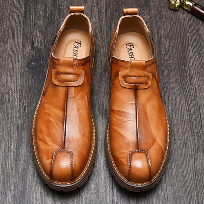 Elegant men's British-inspired Martin boots in genuine cowhide leather with thick soles and middle heels for outdoor comfort and style