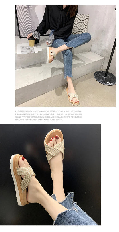 Comfortable and stylish herringbone slippers with a charming bow detail, perfect for indoor and light outdoor use.