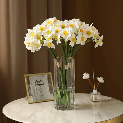 Elegant 6-Piece Artificial Narcissus Flower Bouquet - Lifelike silk narcissus flowers for hassle-free home and event decor
