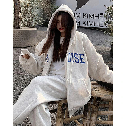 Cosy women's hooded cardigan jumper with plush, thickened fabric for extra warmth and comfort