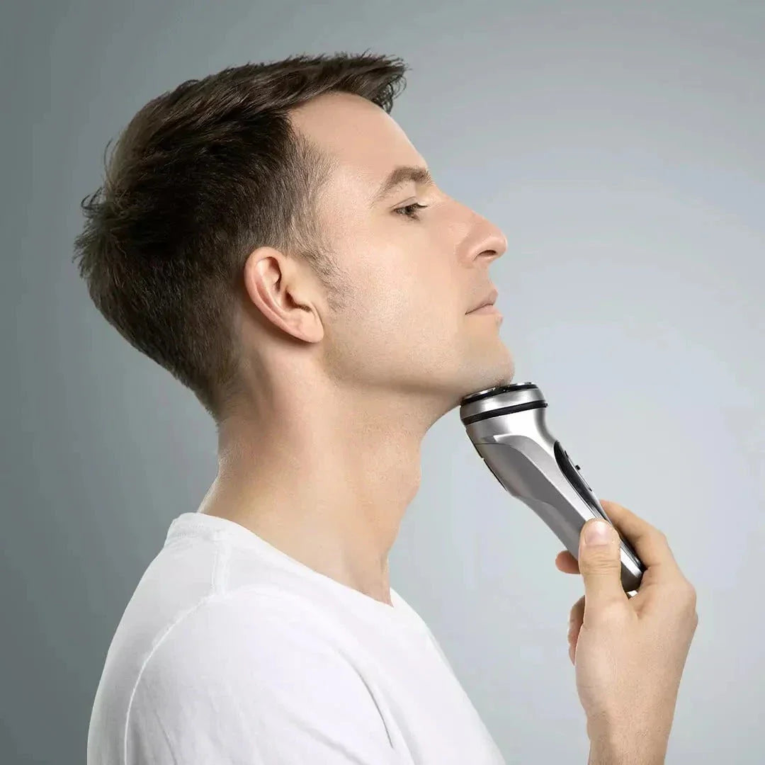 Advanced cordless electric face shaver with 3D floating heads and ultra-thin double ring cutter for a smooth, comfortable shave