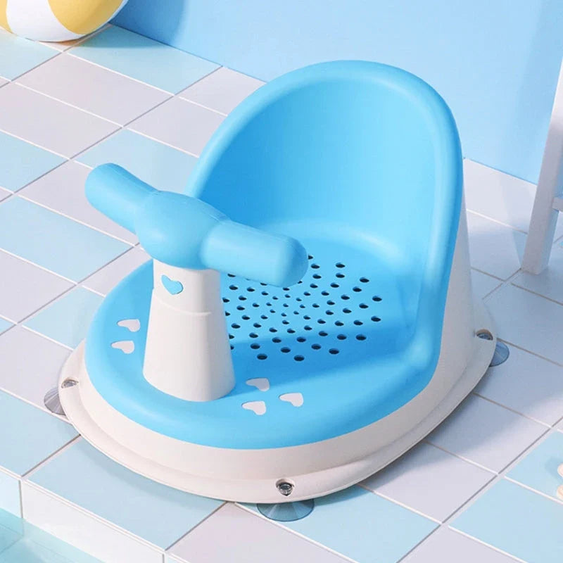 Cosy infant bath tub with large suction cups and ergonomic curved design for safe and comfortable bathing