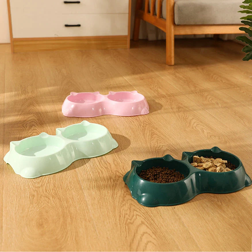 Dual Pet Feeding Bowl with Separate Food and Water Compartments, Anti-Slip Base, and Rounded Design for Cats and Dogs