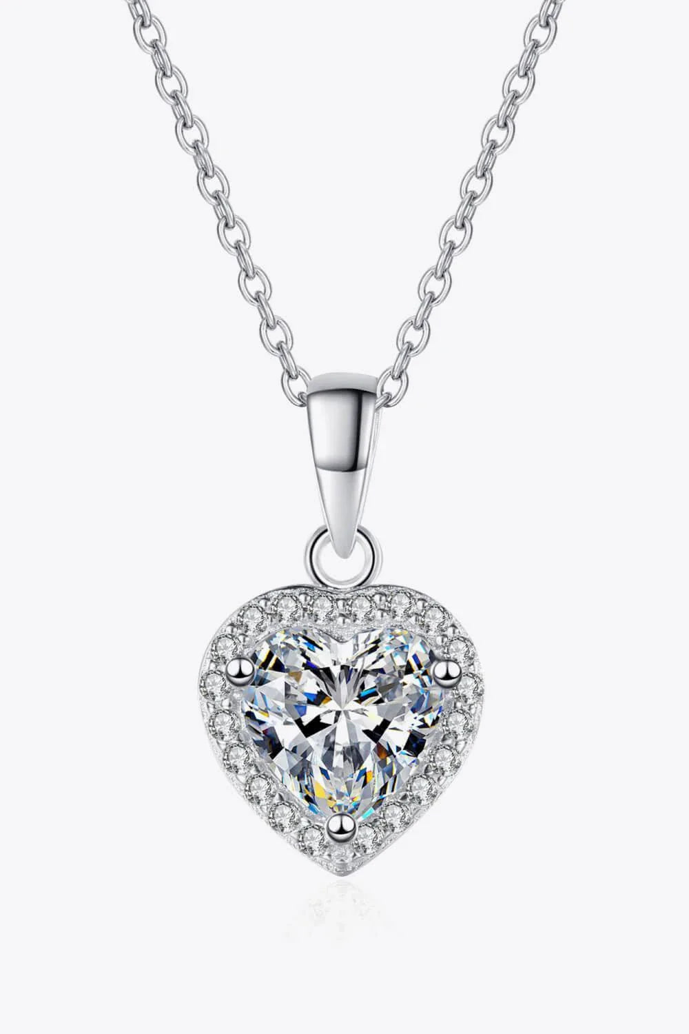 Elegant 1 Carat Moissanite Heart Pendant Necklace in 925 Sterling Silver, showcasing a captivating heart-shaped moissanite stone with exceptional brilliance.