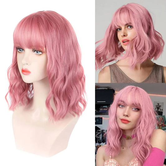 Elegant curly wig with soft bangs, crafted with high-quality fibres for a natural, long-lasting look in a variety of stunning colours.