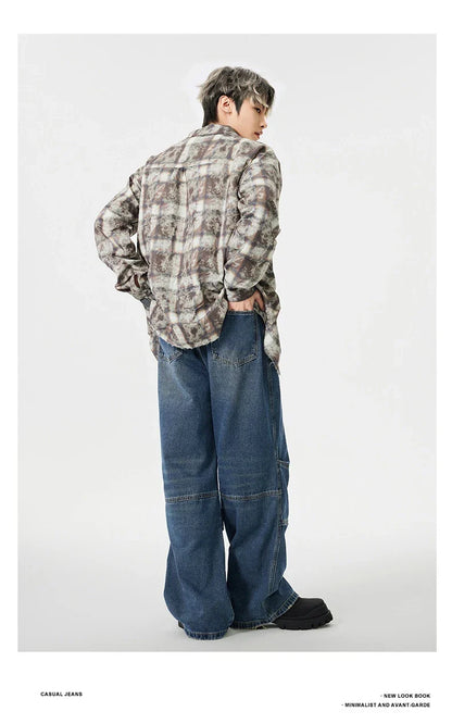 Men's overalls in retro blue denim with zipper fly and comfortable mid-waist design