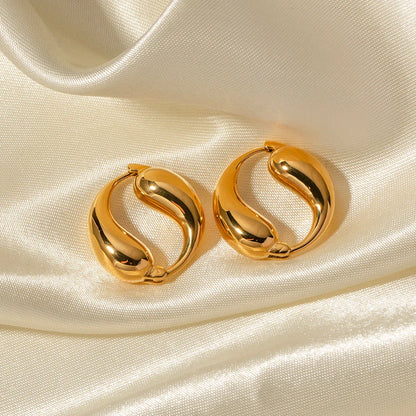Elegant 18K gold-plated stainless steel water drop earrings with a vintage-inspired O-shaped pendant