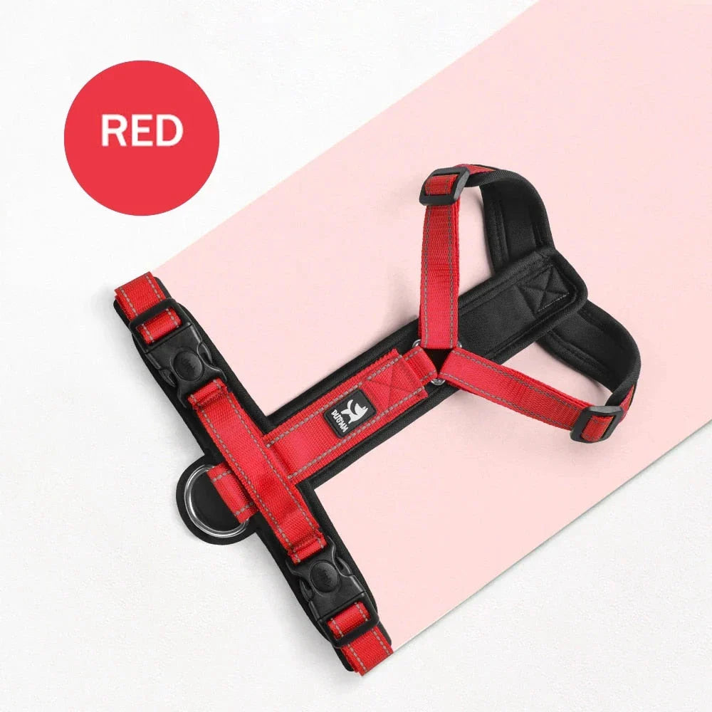 Adjustable No-Pull Dog Harness with Reflective Strips for Enhanced Visibility and Safety