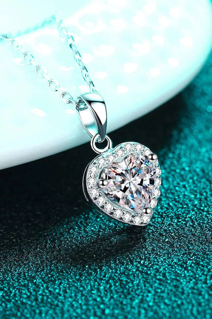 Elegant 1 Carat Moissanite Heart Pendant Necklace in 925 Sterling Silver, showcasing a captivating heart-shaped moissanite stone with exceptional brilliance.