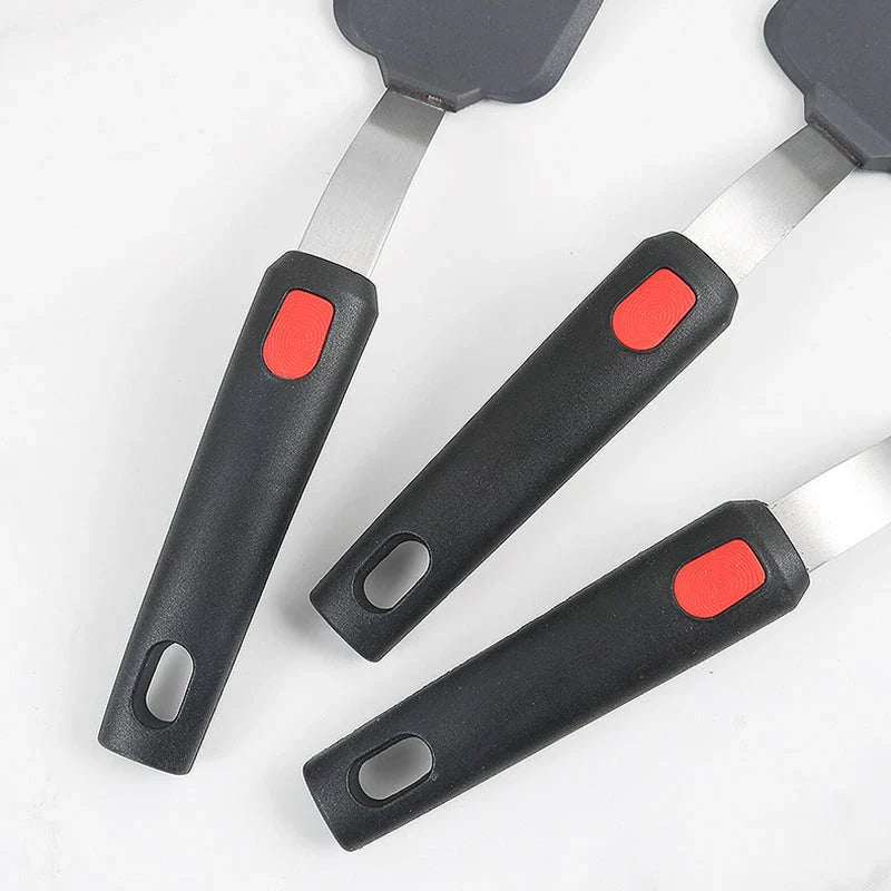 High-performance silicone spatula with stainless steel core for durable, heat-resistant cooking