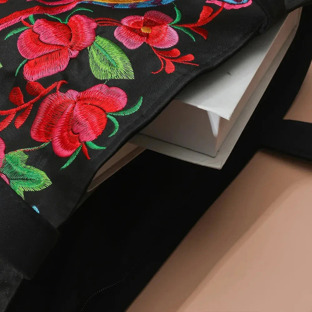 Elegant British Phoenix Embroidered Canvas Shoulder Bag for Women - Timeless Elegance and Cultural Heritage