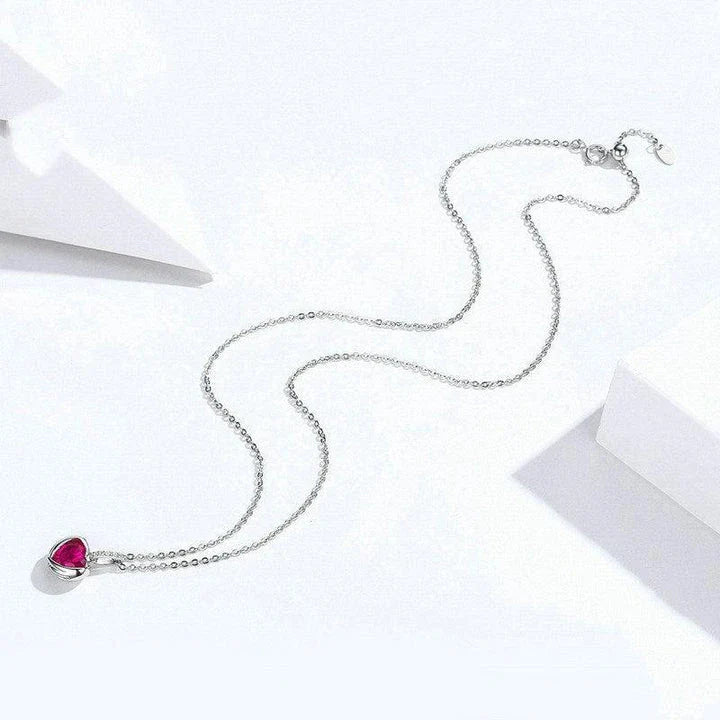 Trendha Sterling Silver Necklace - A captivating accessory that blends British elegance with modern sophistication