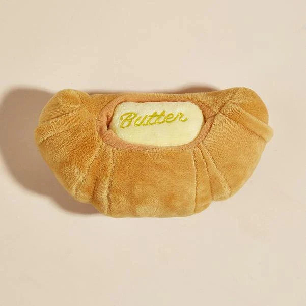 Cute food-themed squeaky dog toy made of soft fleece material, designed to clean teeth and provide interactive play for puppies and small dogs
