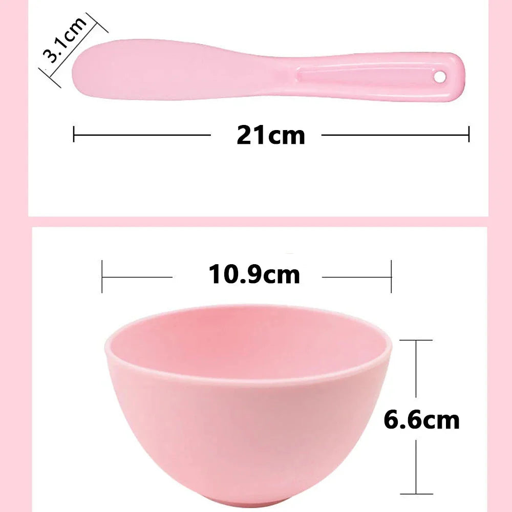 Silicone face mask mixing bowl and spatula set in various colours for easy, mess-free application of face masks at home or on the go