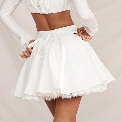 Elegant lace A-line skirt in white with high-waist, vintage-inspired design