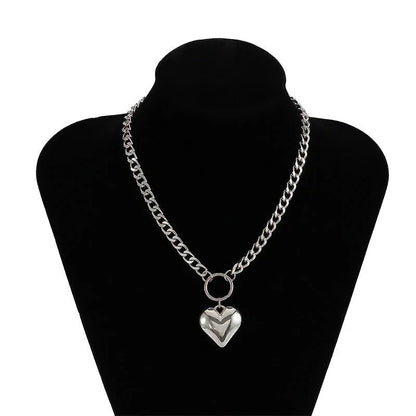 Elegant Heart Pendant Punk Choker Necklace made of durable metal chain with a romantic heart pendant design