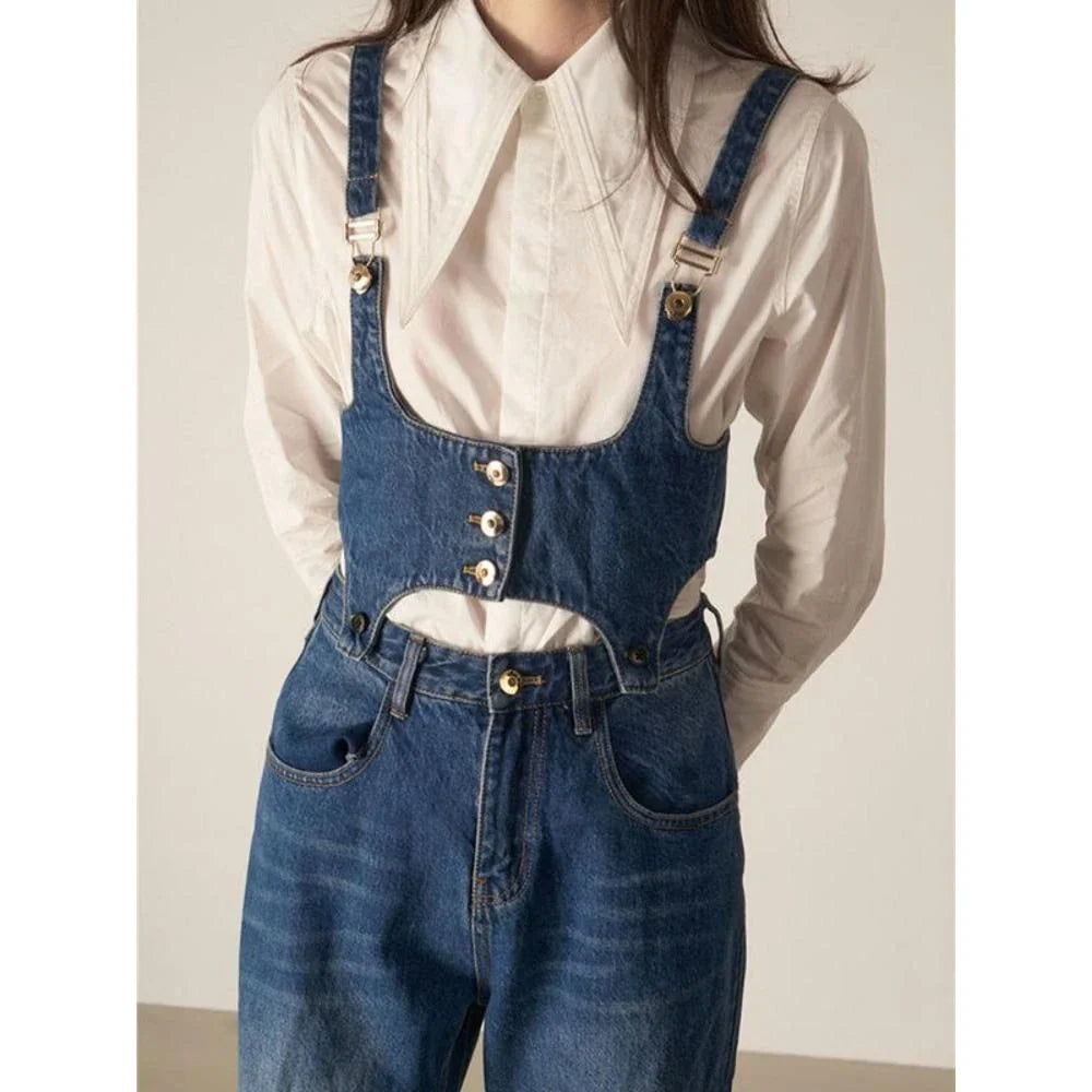 Chic denim two-piece set with sleeveless top and relaxed fit trousers in a stylish and comfortable design