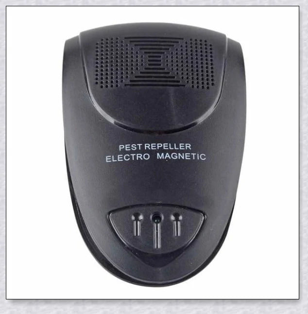 Ultrasonic bat repellent device with high-frequency soundwaves to drive away pests without harming humans or pets