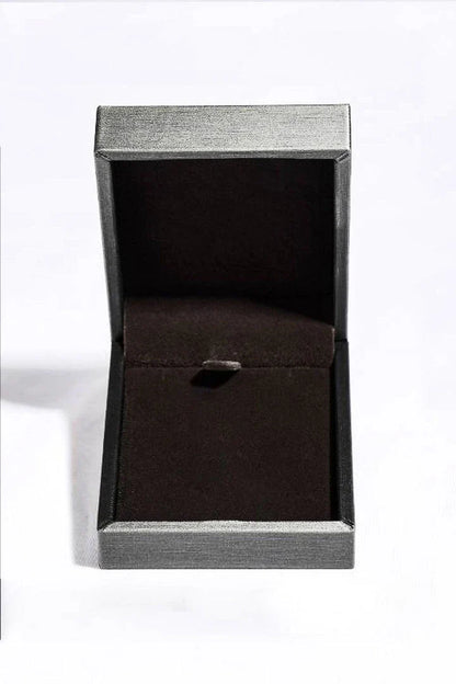 Elegant 1-carat moissanite pendant necklace in 925 sterling silver with minimalist design