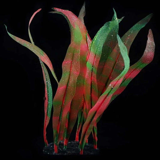 Elegant resin artificial seaweed decor for aquariums, featuring lifelike fronds in a vibrant purple hue