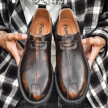 Elegant men's British-inspired Martin boots in genuine cowhide leather with thick soles and middle heels for outdoor comfort and style