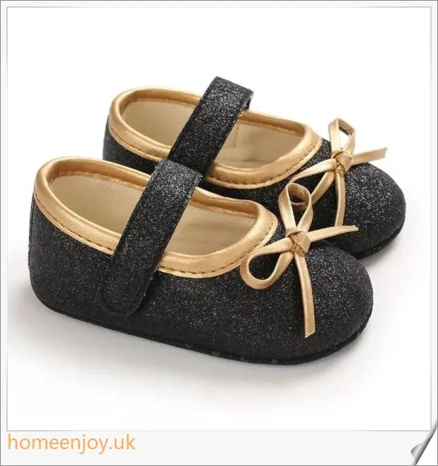 Enchanting princess-style toddler shoes in various colours, featuring sparkling sequins and a comfortable, secure design.