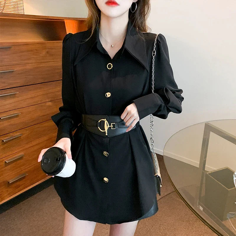 Elegant long sleeve blouse with metal buckle and removable belt in white and black colours