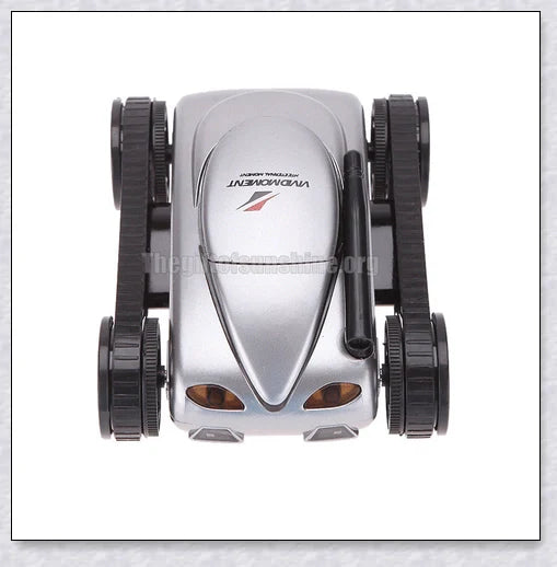 Compact remote-controlled camera tank with wireless control and 20-metre camera range