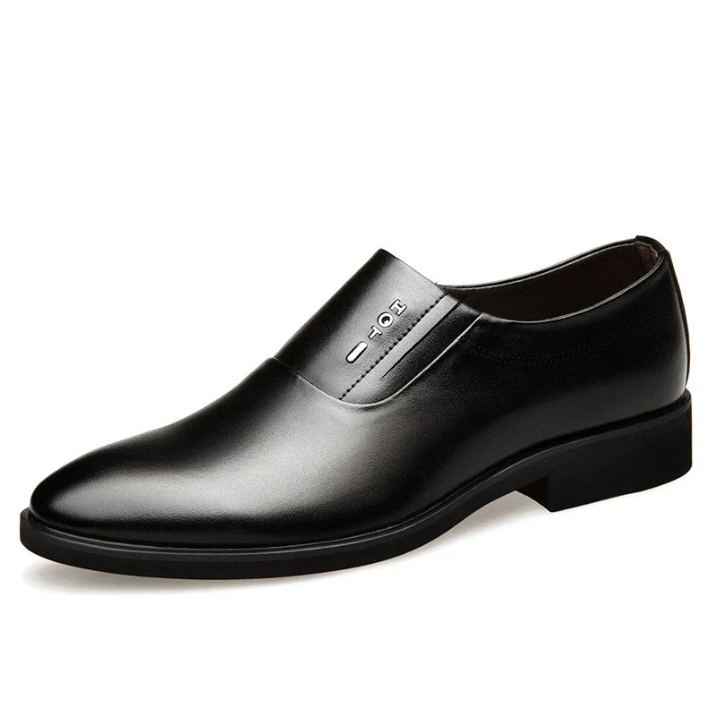 Premium leather elevator shoes with 6cm height boost and pointed toe design for professional men's business attire