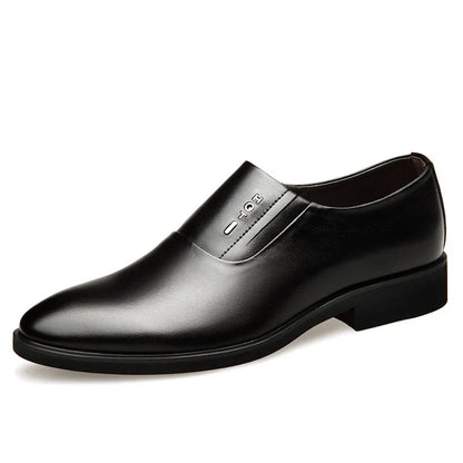 Premium leather elevator shoes with 6cm height boost and pointed toe design for professional men's business attire
