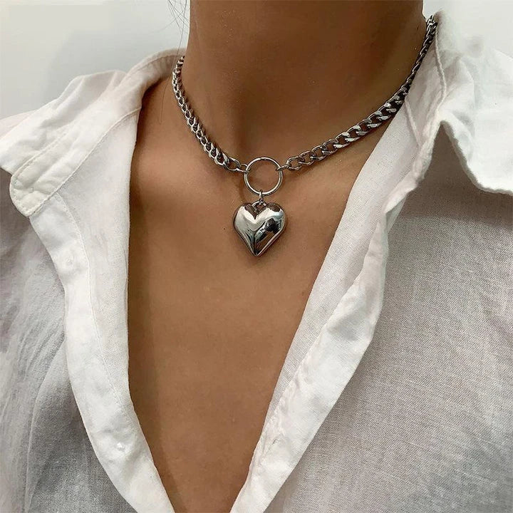 Elegant Heart Pendant Punk Choker Necklace made of durable metal chain with a romantic heart pendant design