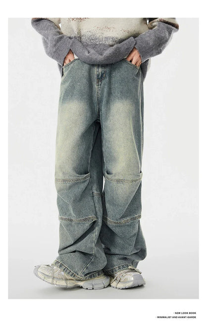 Men's overalls in retro blue denim with zipper fly and comfortable mid-waist design