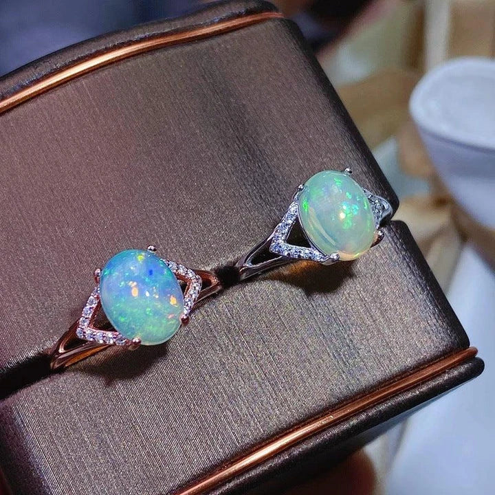 925 Sterling Silver Australian Opal Ring with Adjustable Sizing and Mesmerising Opal Stone
