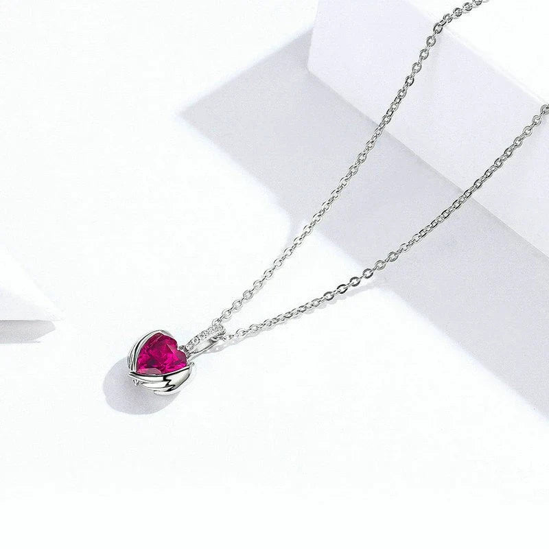 Trendha Sterling Silver Necklace - A captivating accessory that blends British elegance with modern sophistication