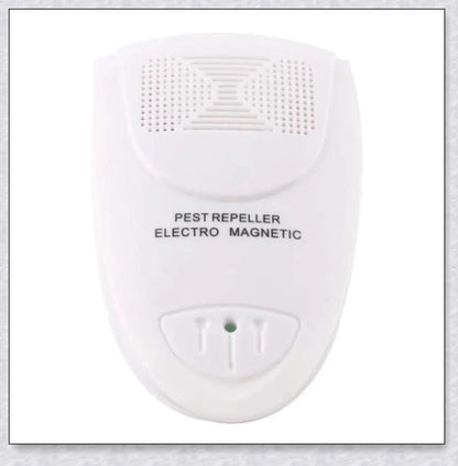 Ultrasonic bat repellent device with high-frequency soundwaves to drive away pests without harming humans or pets