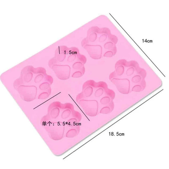 Premium food-grade silicone cat paw shaped baking mould for UK homes and kitchens