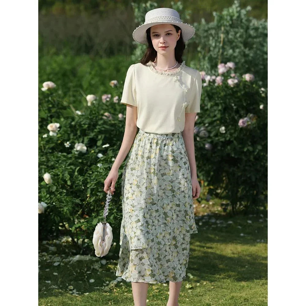 Elegant floral short sleeve t-shirt with wooden ear side detail, perfect for chic British summer style