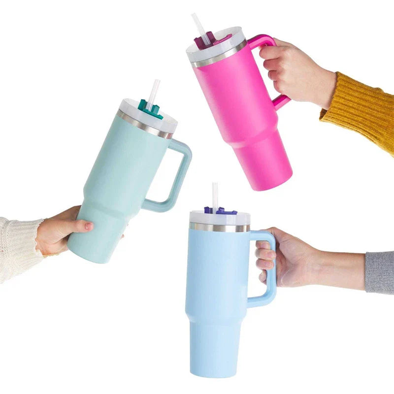 Premium insulated travel mug with straw, made of high-quality stainless steel to keep drinks hot or cold for up to 24 hours