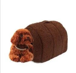 Cosy arch-shaped cotton cat bed with breathable design for comfortable pet retreat