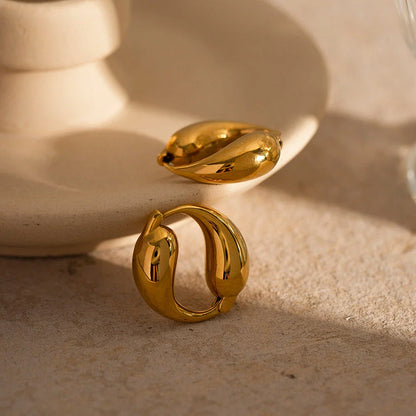 Elegant 18K gold-plated stainless steel water drop earrings with a vintage-inspired O-shaped pendant