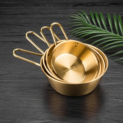Luxurious gold-plated stainless steel bowl in various sizes, perfect for serving soups, salads, and more.