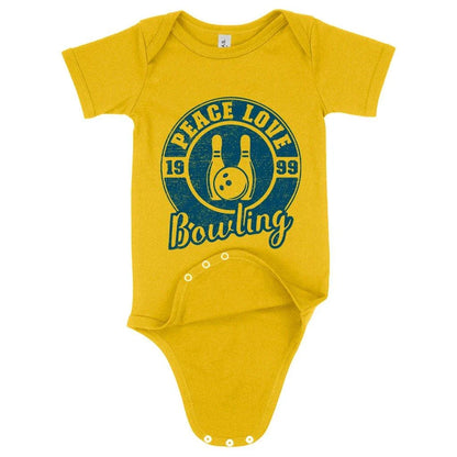 Chic baby onesie with peace and love bowling design, made of soft and flexible Airlume cotton