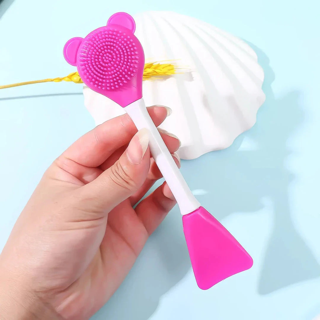 Luxurious silicone bear-shaped face mask applicator brush in various colours for effortless, even skincare product application