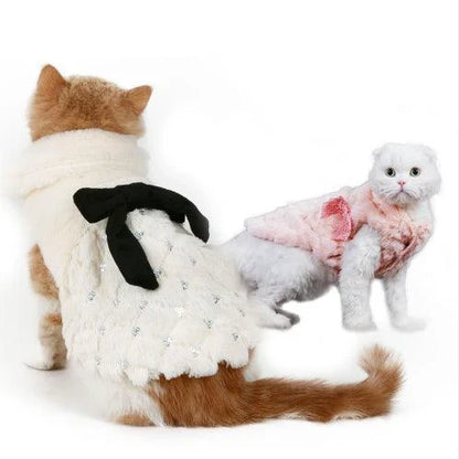 Elegant and cosy cat winter coat with hooded design, made from premium cotton and soft fur