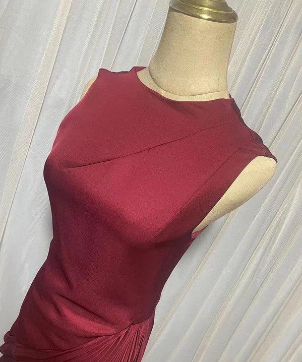 Elegant asymmetric dress in wine red and milky white with a half turtleneck design, perfect for autumn and winter wear.