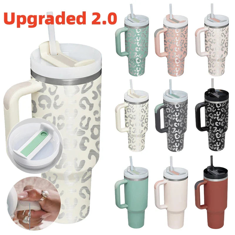 Premium insulated travel mug with straw, made of high-quality stainless steel to keep drinks hot or cold for up to 24 hours