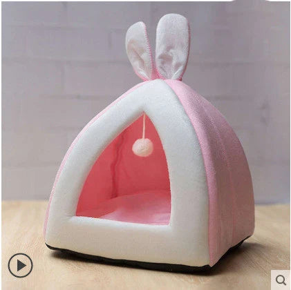 A cosy and stylish cat house villa bed made with premium materials, providing a comfortable retreat for your feline friend.
