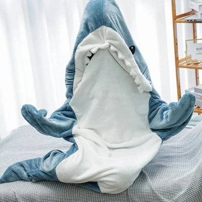 Cosy shark-themed cartoon sleeping bag pajamas and shawl in blue, made of soft flannelette fabric