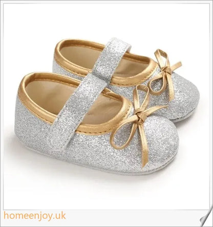 Enchanting princess-style toddler shoes in various colours, featuring sparkling sequins and a comfortable, secure design.
